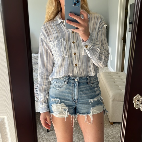 Aeropostale Striped Cropped Long Sleeve Button Down Shirt - Picture 2 of 8